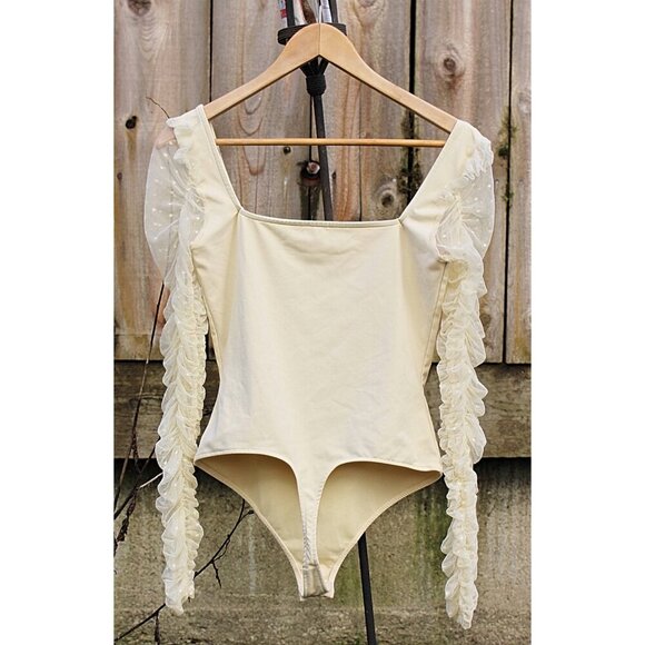 Free People Intimately - "Must Be Love" Bodysuit in color Ivory, Med, Excellent - Picture 4 of 11